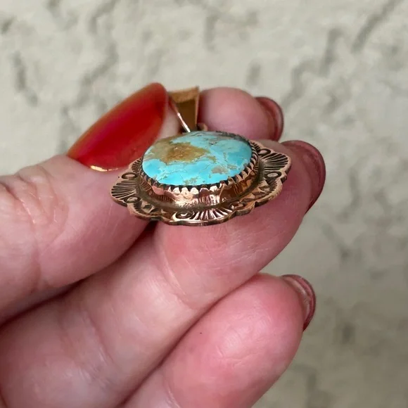 Southwestern #8 Turquoise and Copper Pendant 1.5” - Picture 4 of 8